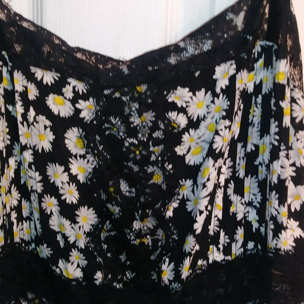 Tank top - Picture 2 of 3